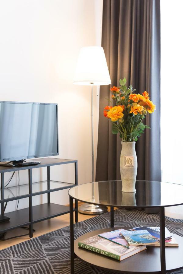 Innercity Apartments Opera Budapest Luaran gambar