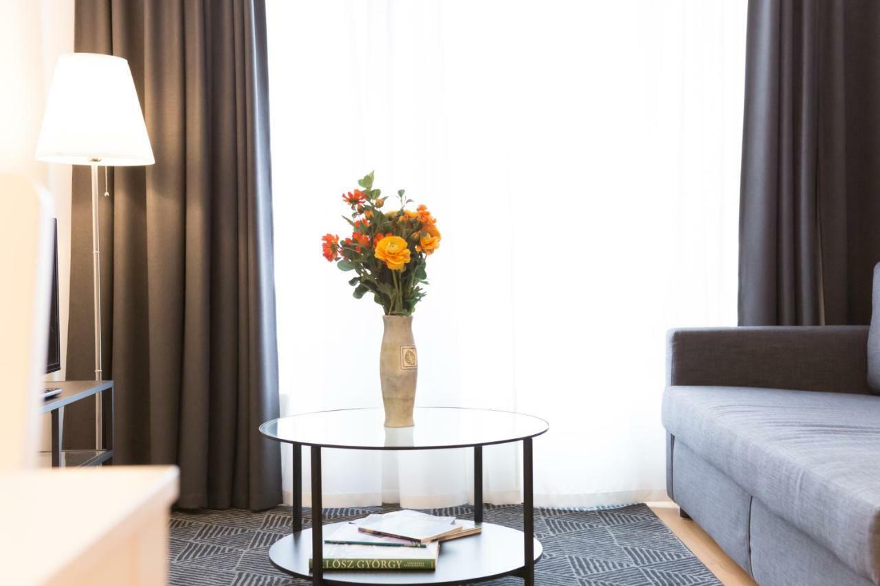 Innercity Apartments Opera Budapest Luaran gambar
